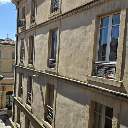 Bright In The Historic Heart Of Appartement